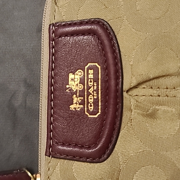 (CCO!) COACH - Mini Skinny - Picture 3 of 7